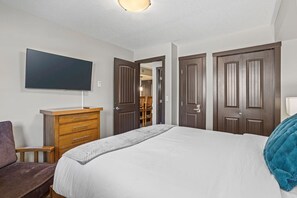 2 chambres, bureau, fer et planche à repasser, Wi-Fi gratuit