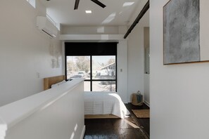 1 habitación, escritorio, wifi y ropa de cama 