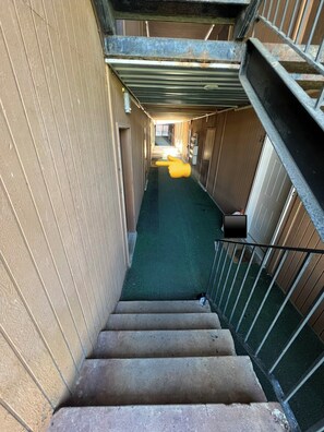 Interior - Convenient & Cozy condo on 400 (Logan)