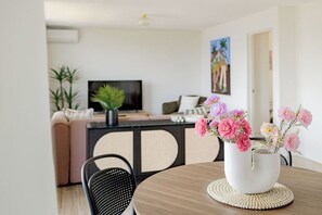 Interior - Sol Cove - Kings Beach, Parks & Dining at Doorstep (Kings Beach)