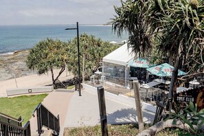 Property grounds - Sol Cove - Kings Beach, Parks & Dining at Doorstep (Kings Beach)