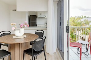 Dining - Sol Cove - Kings Beach, Parks & Dining at Doorstep (Kings Beach)