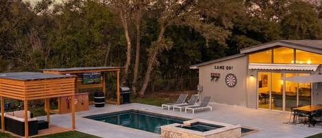 Outdoor pool, a heated pool