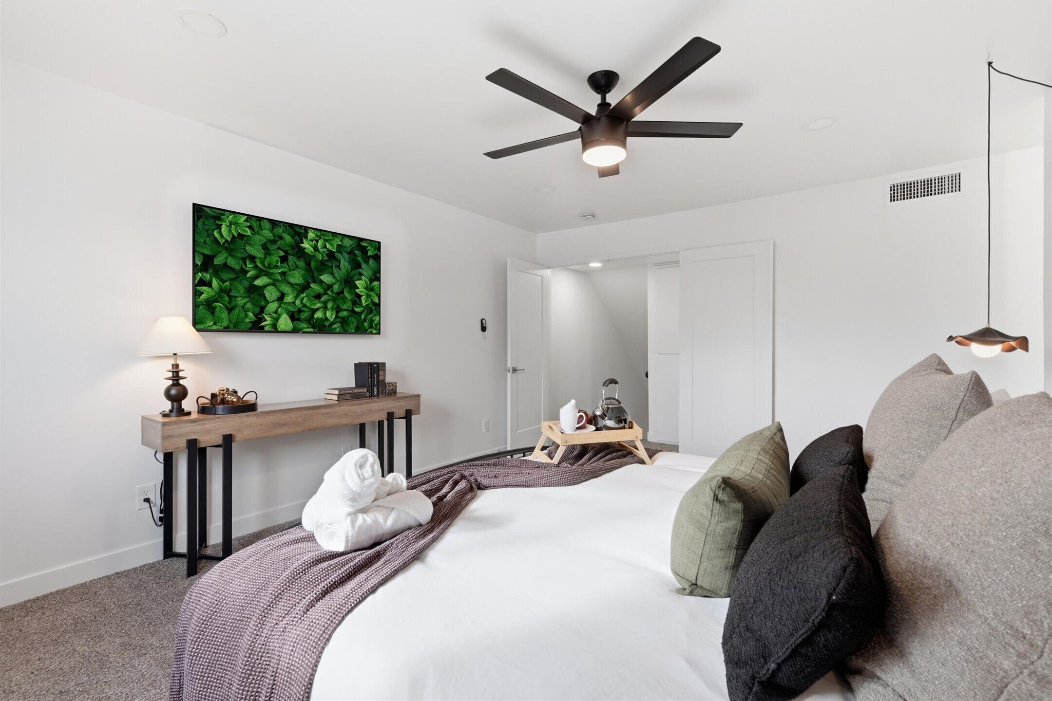 3 makuuhuonetta, silitysrauta/-lauta, vauvan matkasänky, ilmainen Wi-Fi