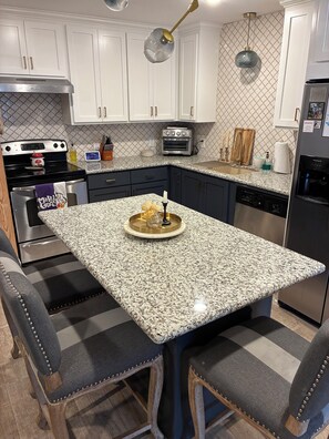 Paper towels - Hammond Garden Home, Unit 1 (Hammond)