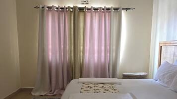 1 bedroom, iron/ironing board, WiFi, bed sheets