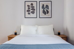 1 bedroom, iron/ironing board, WiFi, bed sheets - Blueground | Oberkampf, view, nr Parc des Buttes-Chaumont (Paris)