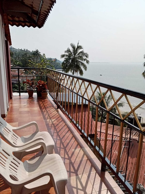 Premium Room, Beach View | Property grounds - VILLA TIDINA AND THE COUNTRY HOUSE (Dona Paula)