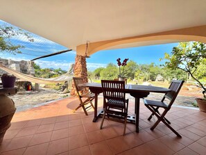 Outdoor dining - " Colori di Sardegna Family " (Bari Sardo)