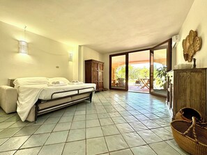 Room - " Colori di Sardegna Belvedere " (Bari Sardo)