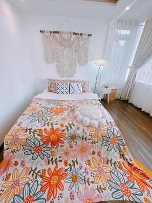 Deluxe-Doppelzimmer, Stadtblick | Verdunkelungsvorhänge, kostenloses WLAN