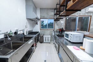 Basic House | Private kitchen - Guesthouse Sora (Miyakojima)
