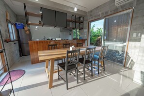 Nhà cơ bản | Khu ăn uống