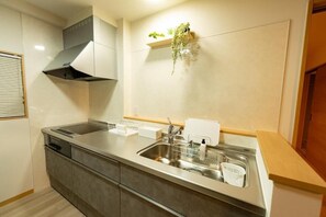 Villa, Non Smoking, Mountain View | Private kitchen - KantaroMonetaronoomoya (Nakafurano)