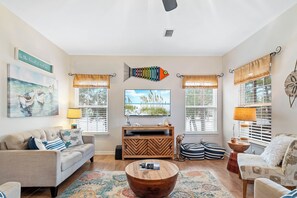 Smart TV - Rookery II #2801 --- Cute 3BR Beach Cottage, Pool Hot Tub, Walk To Beach (Gulf Shores)