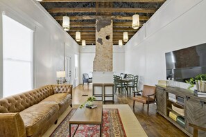 TV, offices