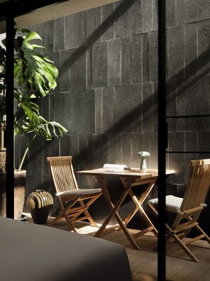 Luxe tweepersoonskamer, voor 1 persoon, 1 kingsize bed, schoonmaakservice, uitzicht op binnenplaats | Een gratis minibar, verduisterende gordijnen, geluiddichte muren