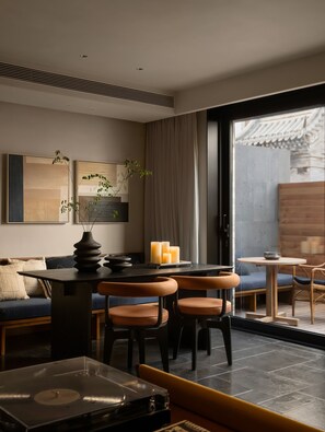 Dining - AnHeANAHATA (Datong)