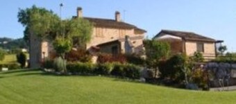 Beautiful farmhouse just a few minutes from the sea.