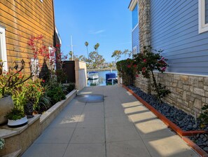 Unclassified image, 4 of 37, button - Naples Canal Casa - Walk to Beach - Great for Long - Stays Friendly (Long Beach)
