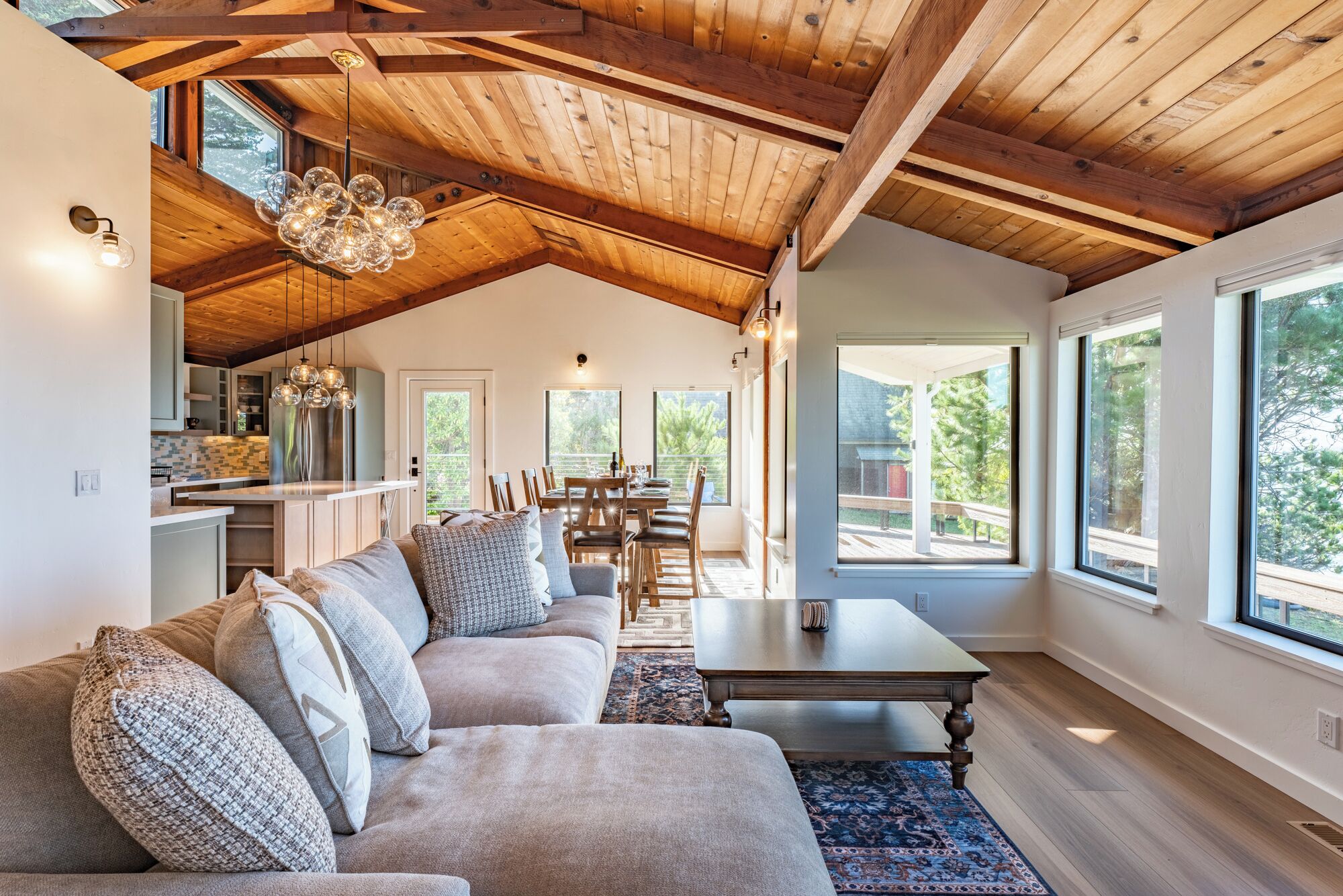 スマートテレビ、書斎 / ワークスペース