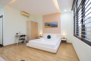 4 chambres, fer et planche à repasser, Wi-Fi, draps fournis