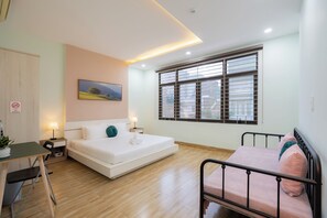 4 bedrooms, iron/ironing board, WiFi, bed sheets - Luxury 5BR Villa Da Nang-Walk to My Khe Beach/Free Bespoke AI Washer-Dryer Combo (Đà Nẵng)