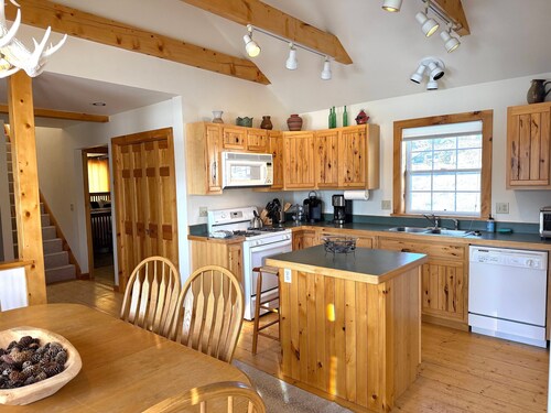 The Lazy C House is a pet friendly home in Crested Butte South.