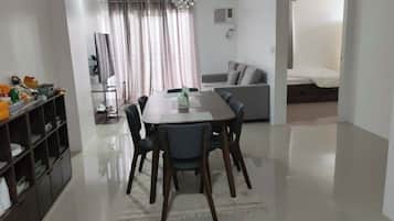 2 soverom, strykejern/-brett, wi-fi og sengetøy