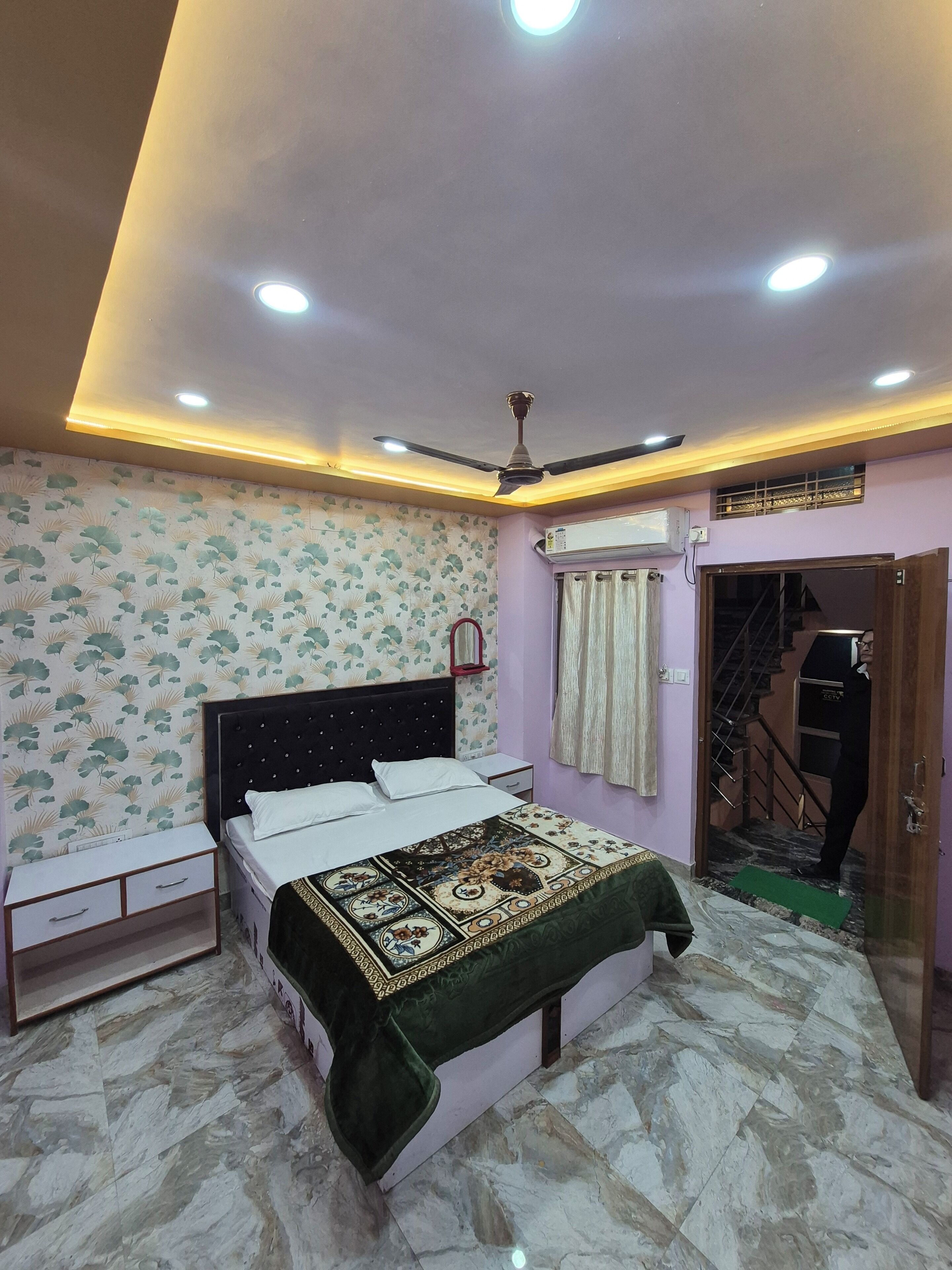 Deluxe Room | Free WiFi, bed sheets