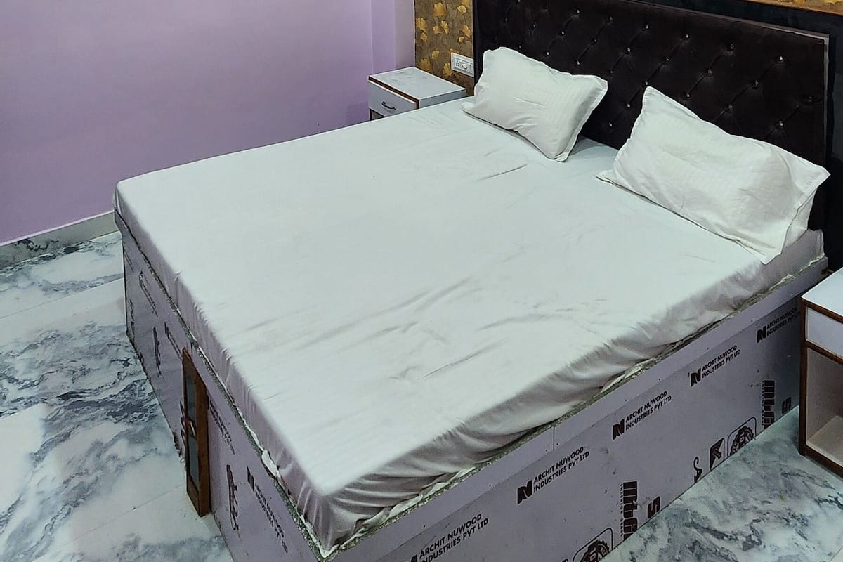 Deluxe Room | Free WiFi, bed sheets