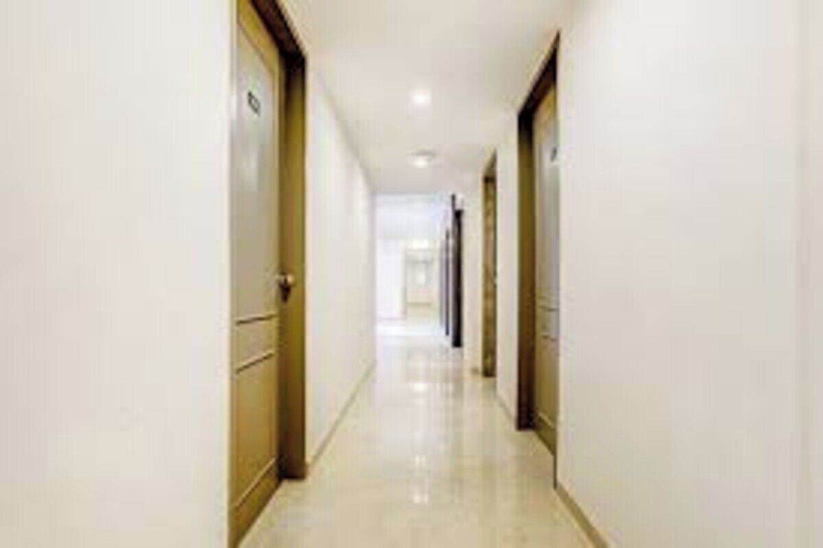 Habitación doble clásica, vista a la ciudad | Interior