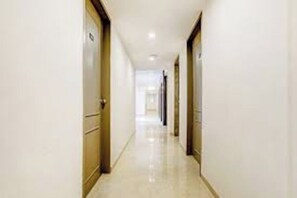 Classic Double Room, City View | Interior - THE MOON HOTEL PANVEL (Panvel)