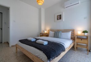 Apartment, 1 Double Bed with Sofa bed, Kitchen, City View - Blossom 1-BR Apt. & Balcony in Larnaca (Larnaca)