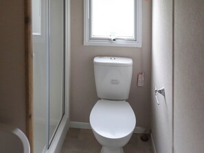 Towels - 2 bedroom accommodation in Pendine (Pendine)
