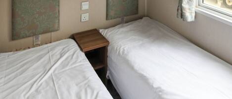 2 bedrooms