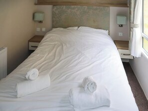 Free WiFi - 2 bedroom accommodation in Pendine (Pendine)