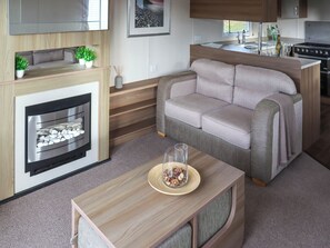 Living area - 2 bedroom accommodation in Pendine (Pendine)