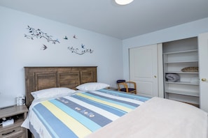 2 bedrooms, iron/ironing board, travel crib, free WiFi