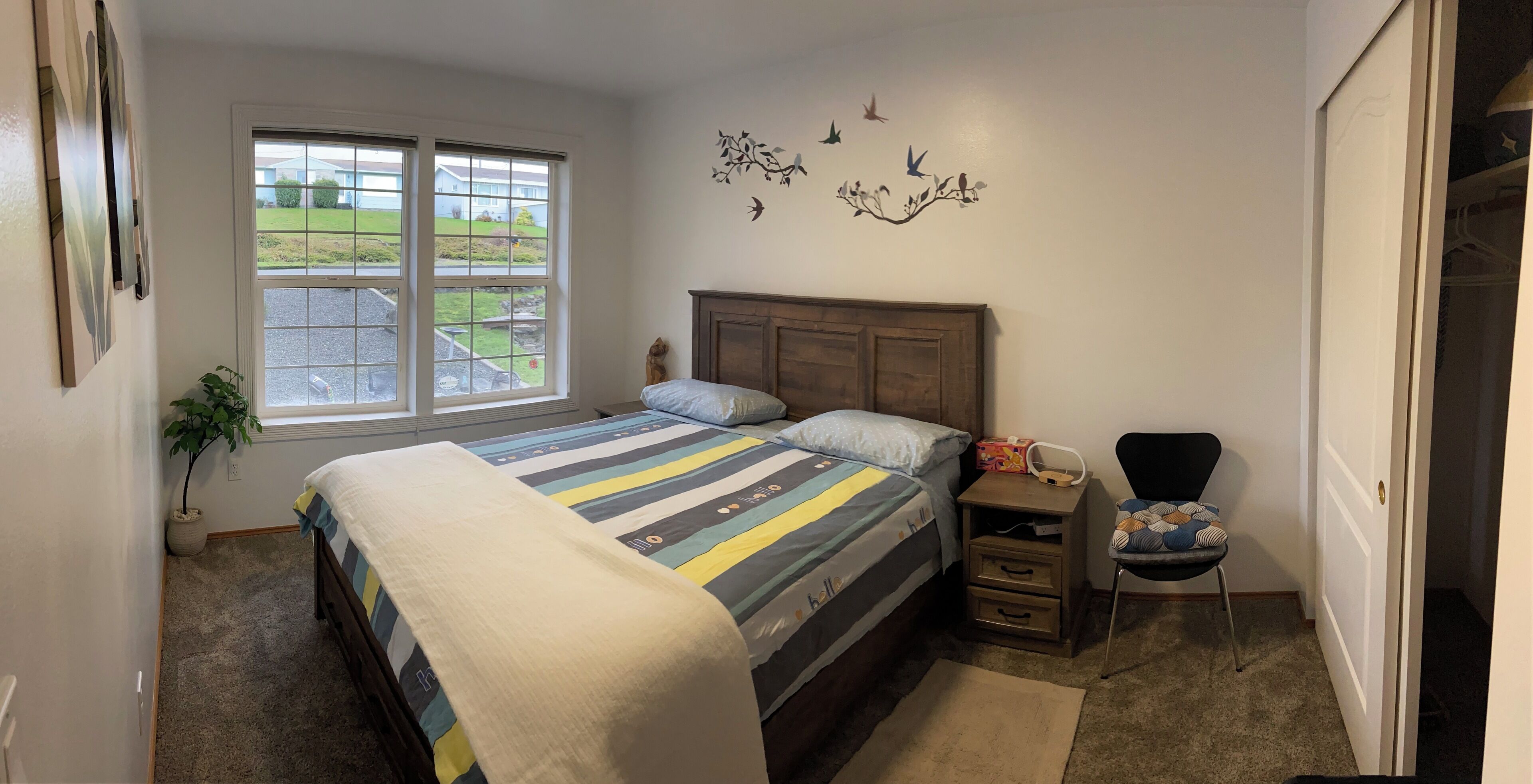 Iron/ironing board, travel cot, free WiFi, bed sheets