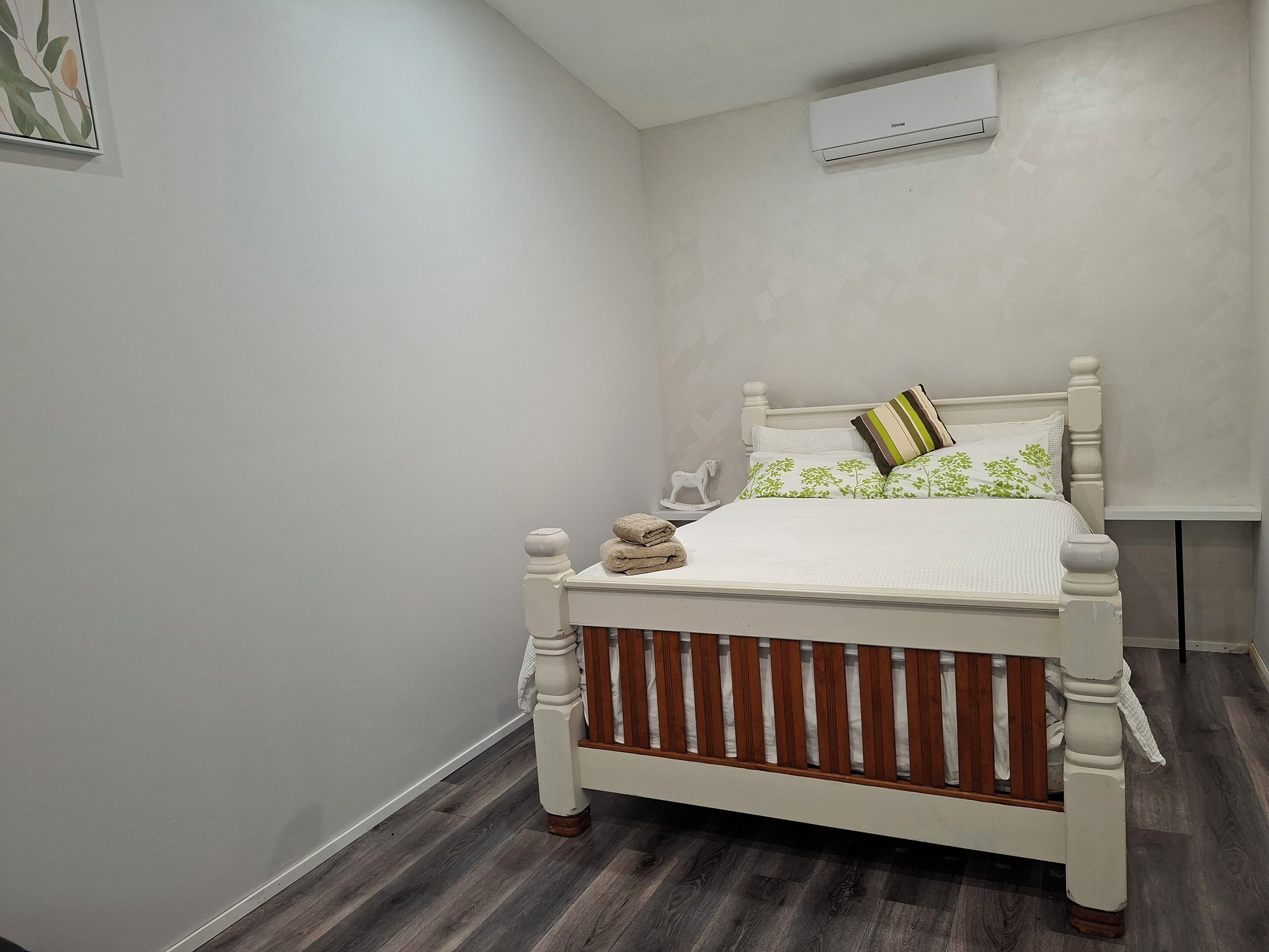 2 chambres, fer et planche à repasser, accès au Wi-Fi (inclus)