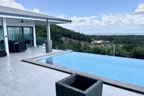 Pool - Villa Starck - Exceptional modern villa with spectacular views (Koh Samui)