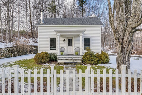 Exterior - 12 Mi to Bromley Mtn Ski Resort: Quiet Hideaway (Manchester Center)