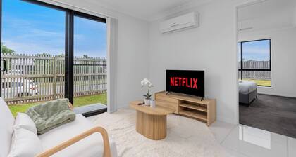 Scandi Calm - Sleek 1BD Duplex near Everything