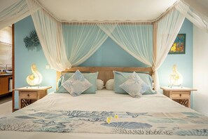3 bedrooms, in-room safe, iron/ironing board, free WiFi - Villa Samsara – 3BR Pool Villa Near Berawa Beach (Kabupaten Badung)