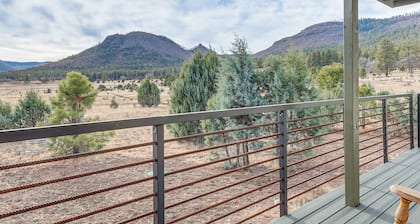 Mountain Views & Ponderosa Pines! Arizona Escape