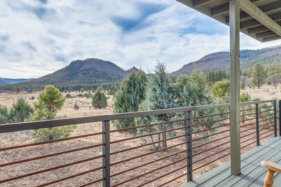 Mountain Views & Ponderosa Pines! Arizona Escape