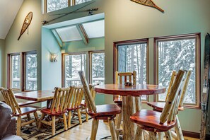 Dining - Private Peninsula! Laurel Lake Retreat w/ 3 Piers (Three Lakes)