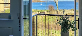 2 bedroom accommodation in Garlieston