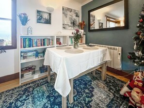 Interior - 2 bedroom accommodation in Muthill (Muthill)